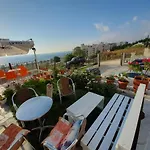 Klevi 3*