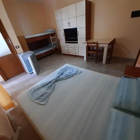 Klevi Lägenhetshotell Vlorë