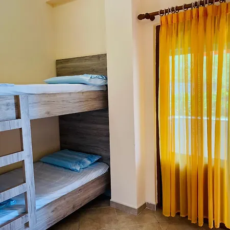 Lägenhetshotell Klevi Vlorë