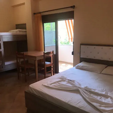 Lägenhetshotell Klevi Vlorë