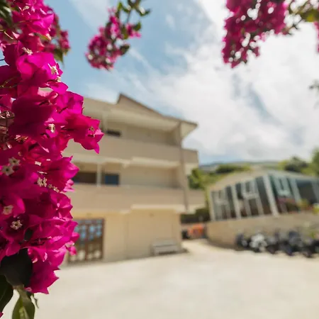 Klevi Lejlighedshotel
