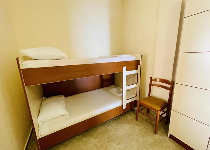 Klevi 3* Vlorë