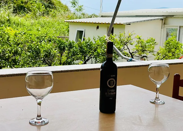 Klevi 3* Vlorë
